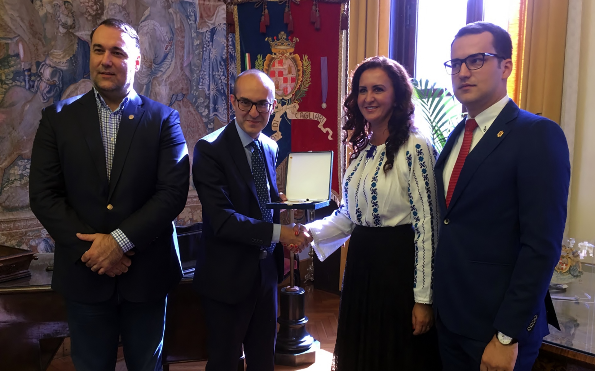 Incontro tra il sindaco Paolo Truzzu e la Ministra per i rapporti con i romeni all’estero